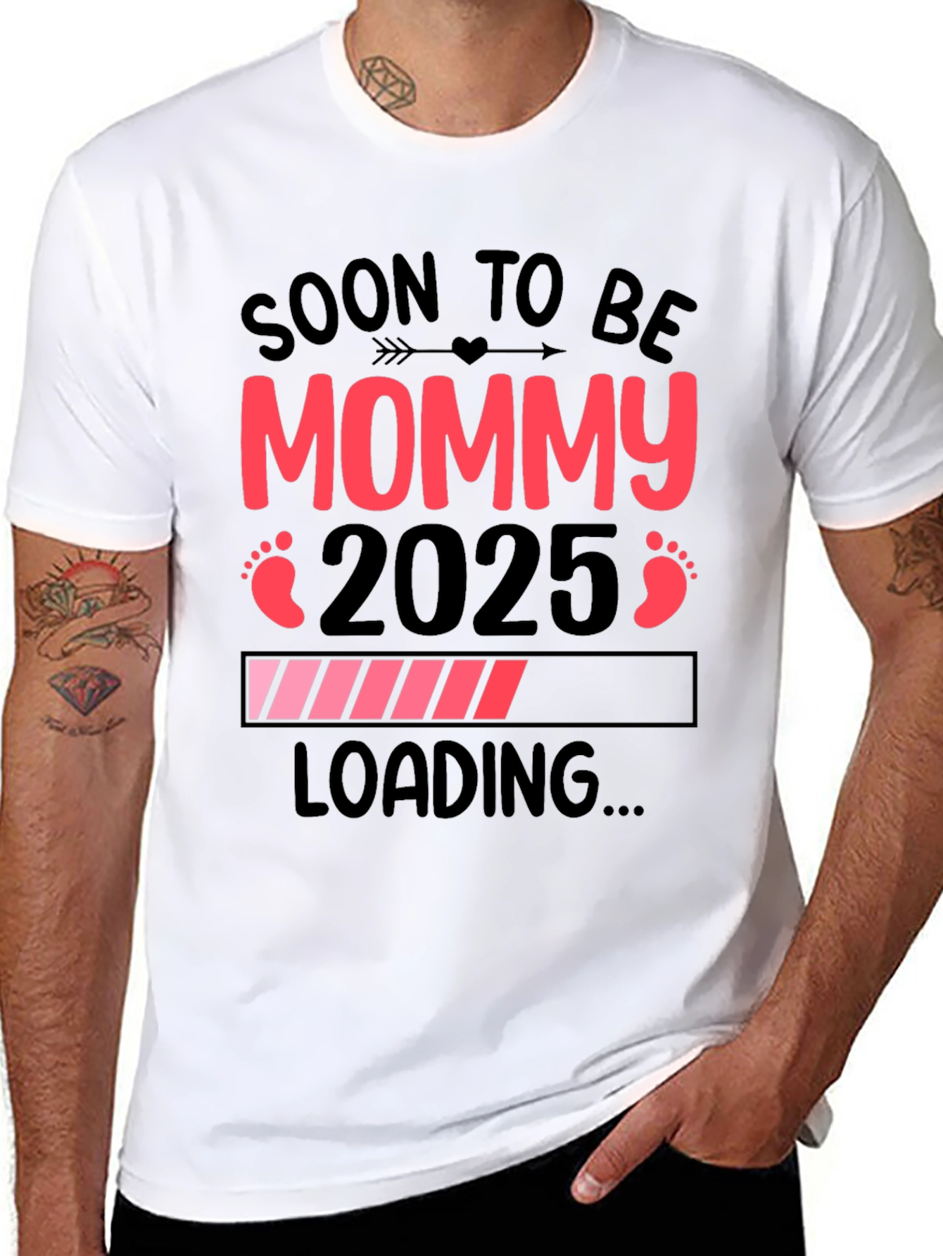 Soon to be Mommy 2025 Loading Pregnancy T-Shirt