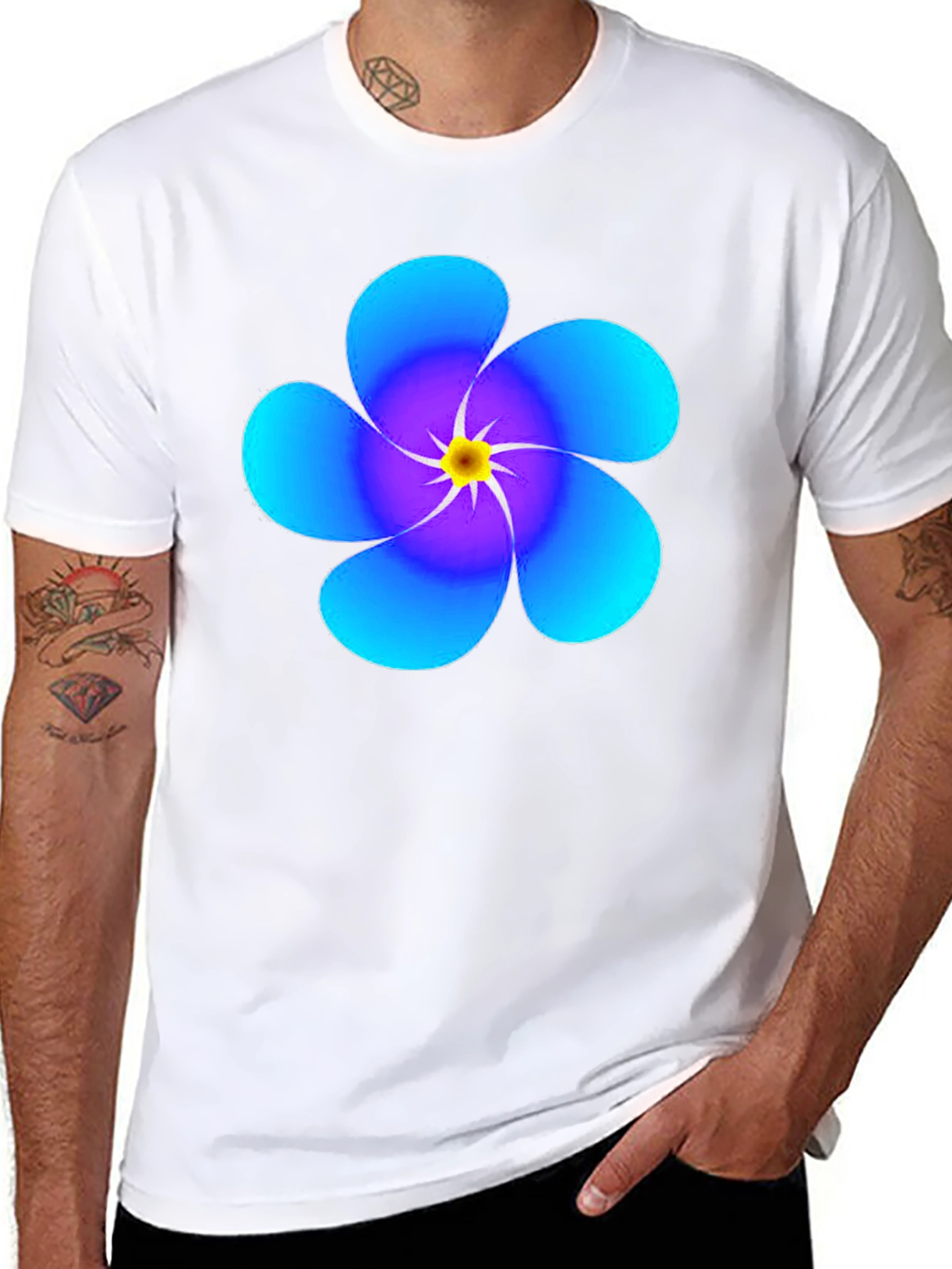 Floral Print Black T-Shirt - Modern Style
