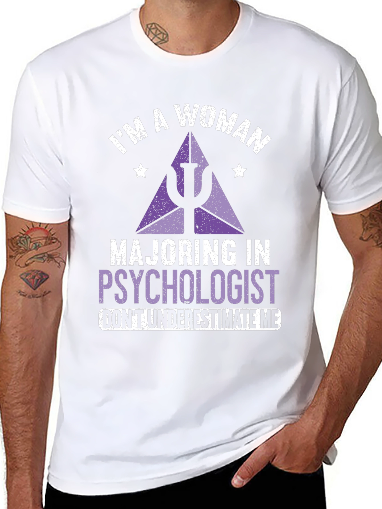 Im A Woman Majoring in Psychologist T-Shirt