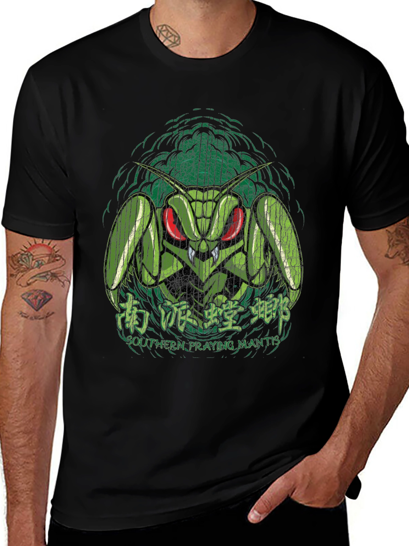 Southern Praying Mantis Graphic Tee