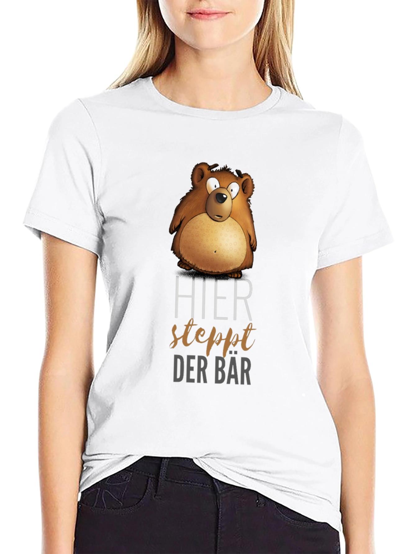Humorous Bear T-Shirt - Hier Steppt Der Bär