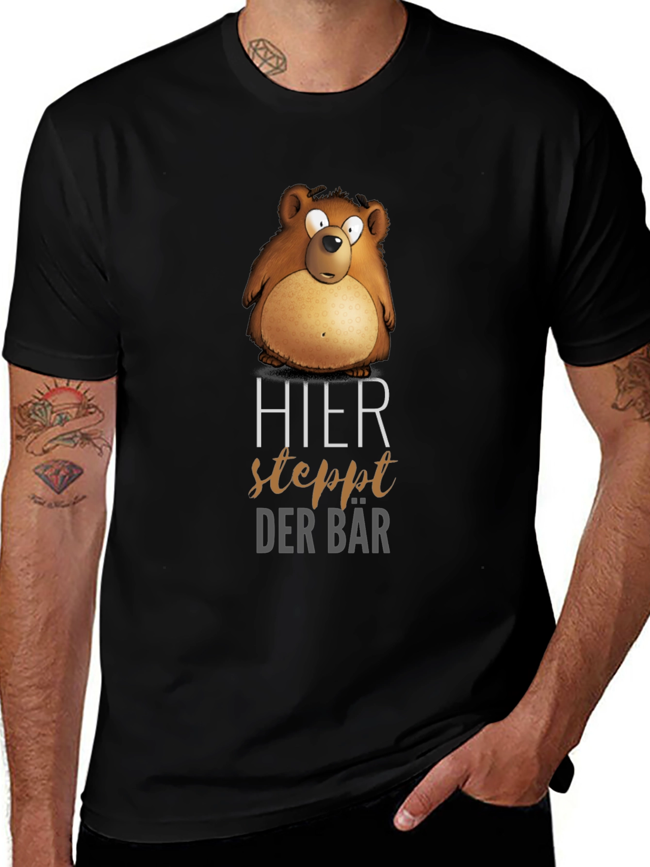 Humorous Bear T-Shirt - Hier Steppt Der Bär