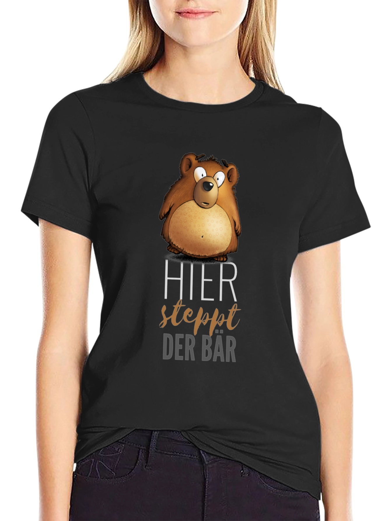 Humorous Bear T-Shirt - Hier Steppt Der Bär