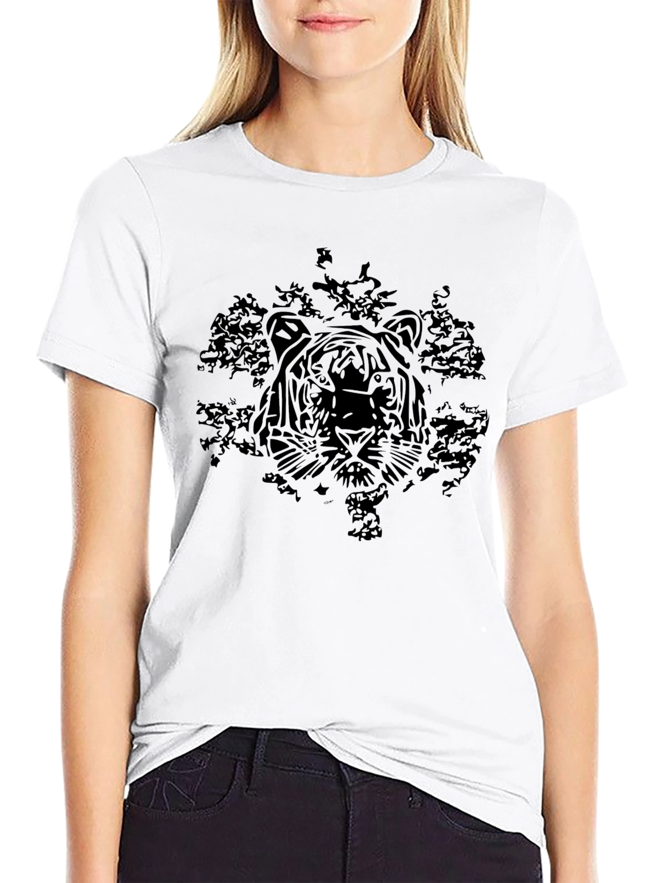 Black Tiger Graphic Tee - Modern Style