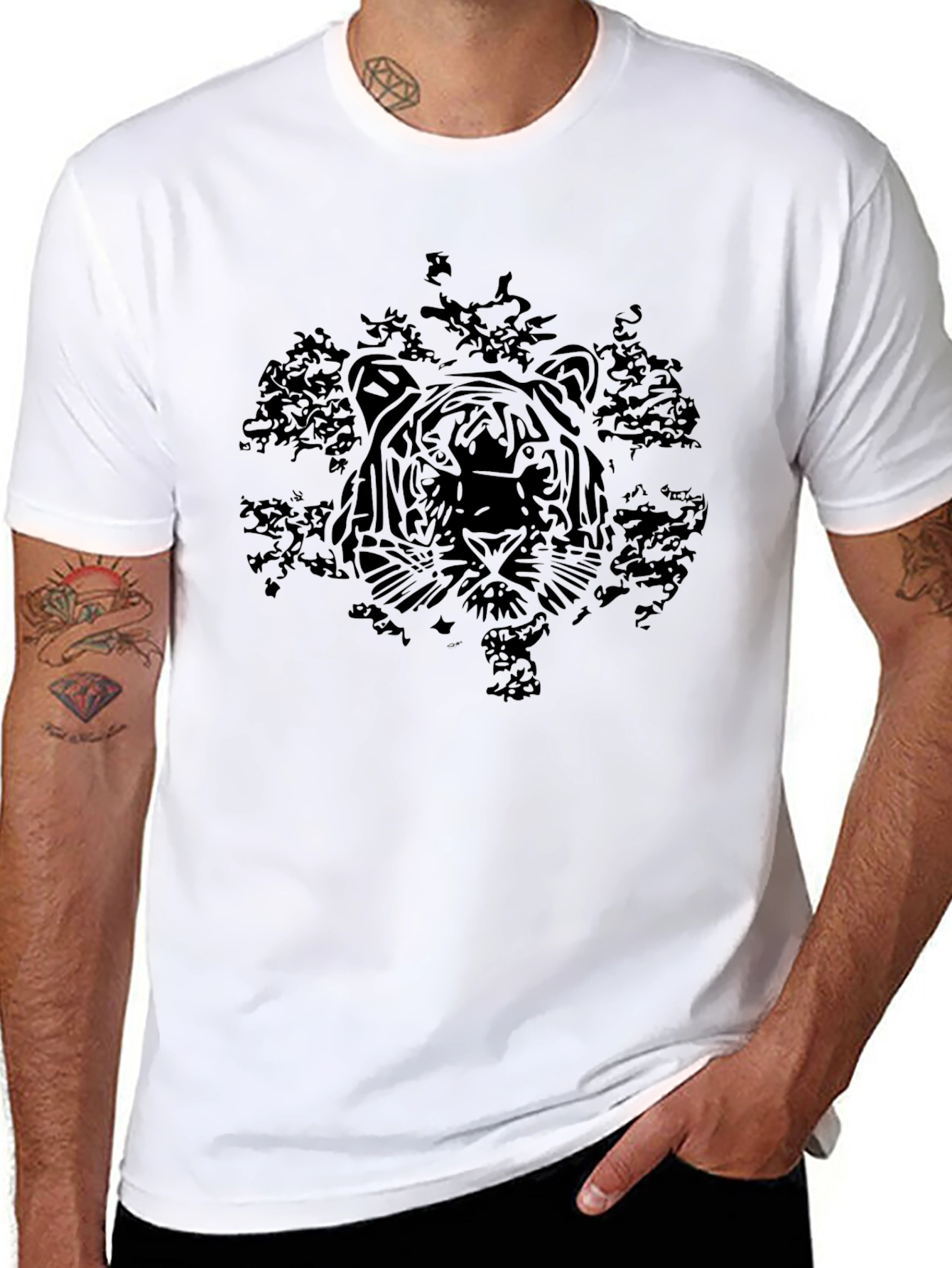 Black Tiger Graphic Tee - Modern Style