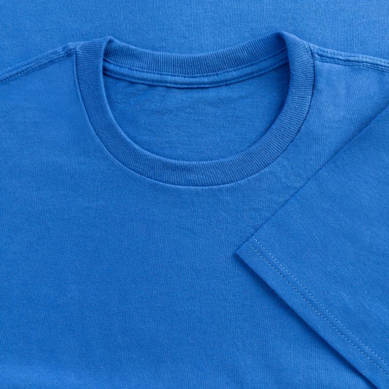 My Dog Thinks I'm Awesome: For dog and pet lovers