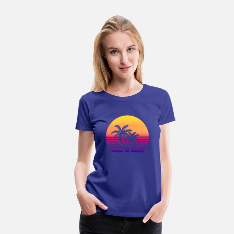 Synthwave Sun & Palm Trees