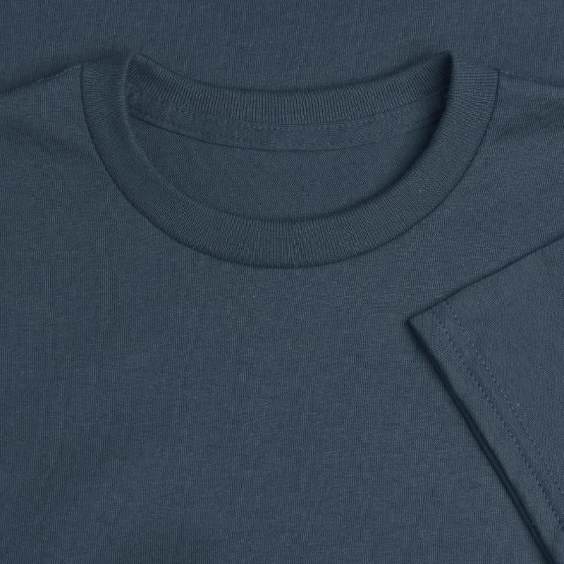 Young lady (light skin, blue bikini, blonde hair)